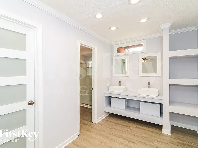 2039 Bascomb Carmel Rd — Photo 10