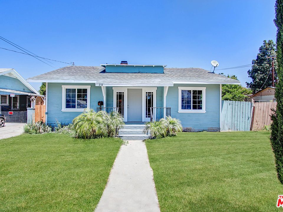 1st image of 218 W 24th St