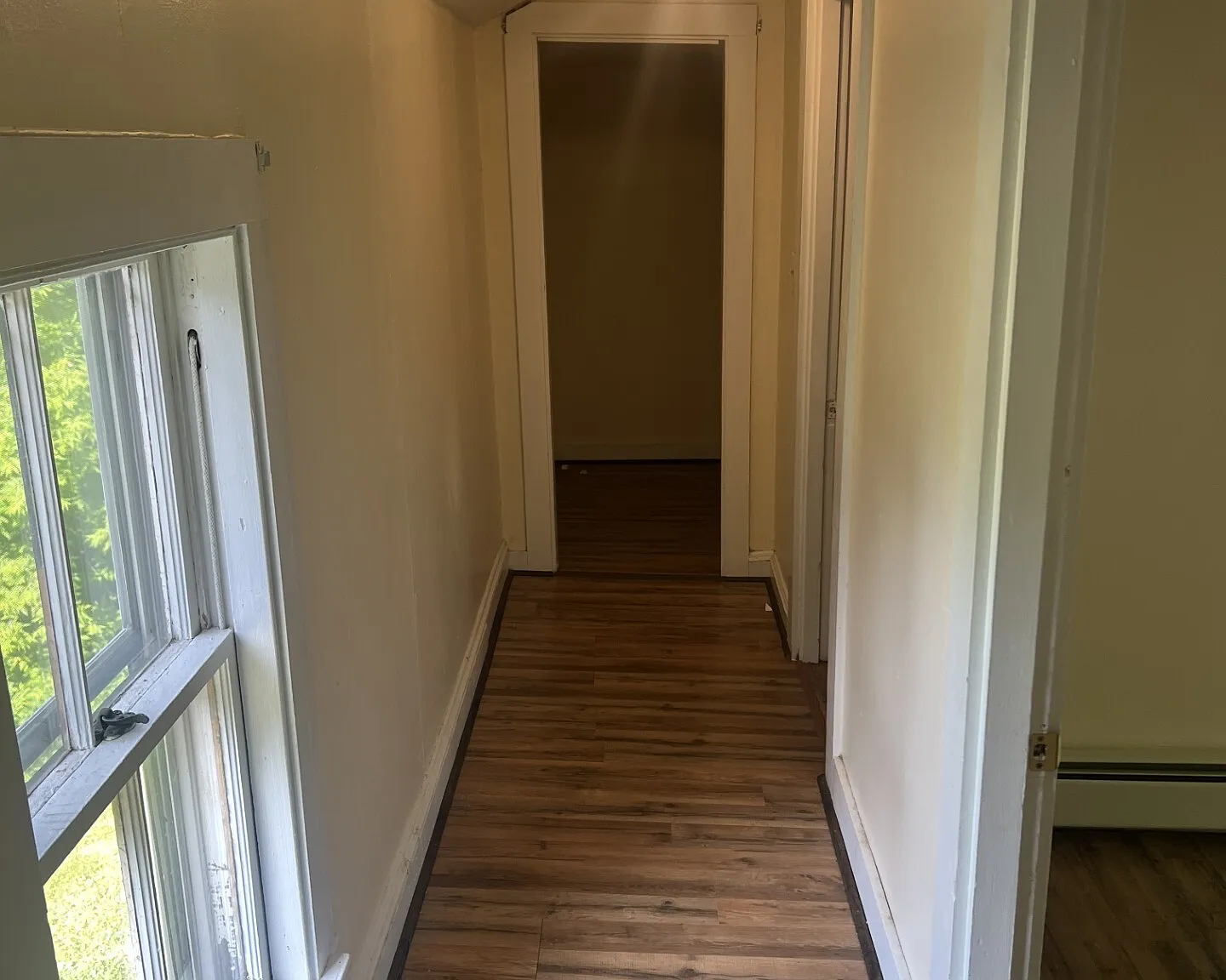 427 Essex St - Unit... — Photo 2