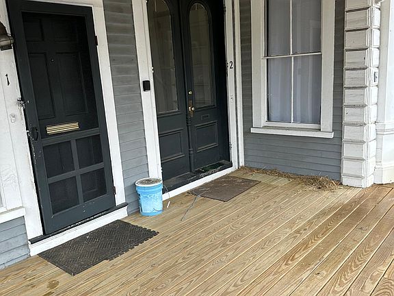 Entry & Porch