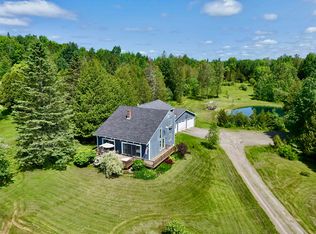 308 Jambash Peak Rd, Newport, VT 05855