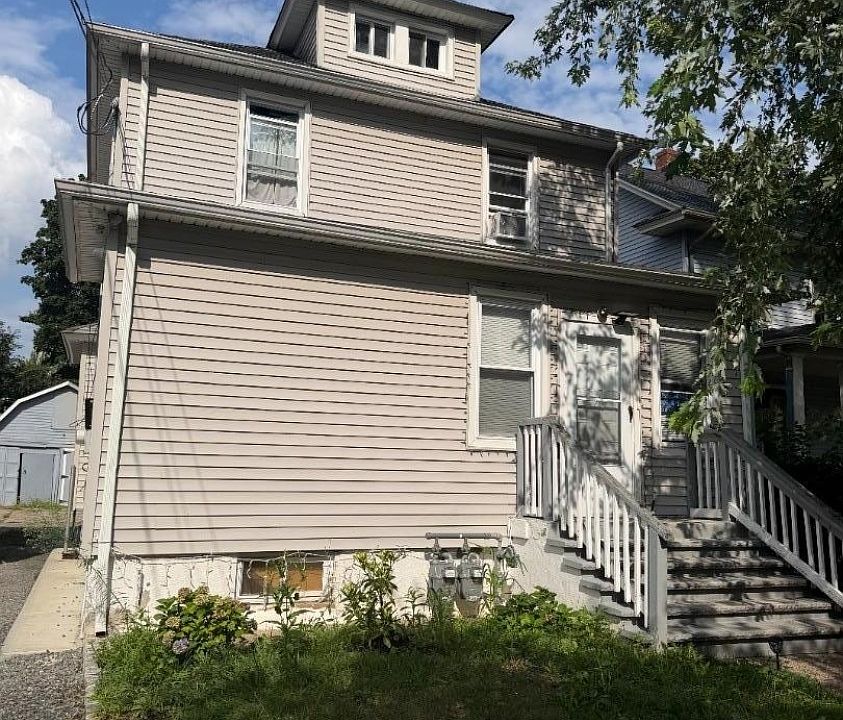 1st image of 273 Netherwood Ave Floor 2