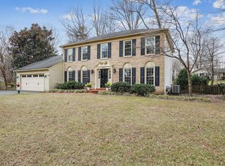 3416 Valewood Dr, Oakton, VA 22124