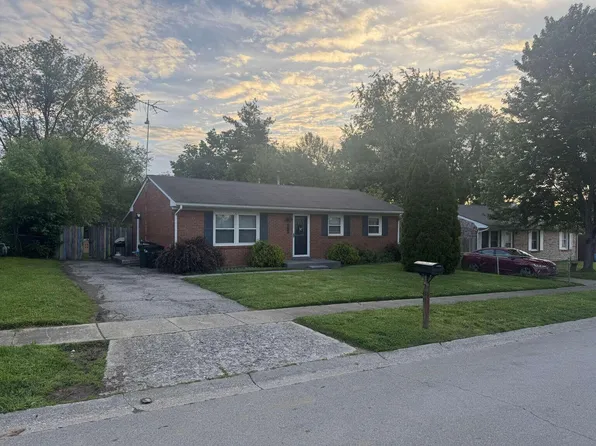 780 Nancy St, Versailles, KY 40383