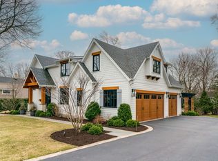313 E Church St, Libertyville, IL