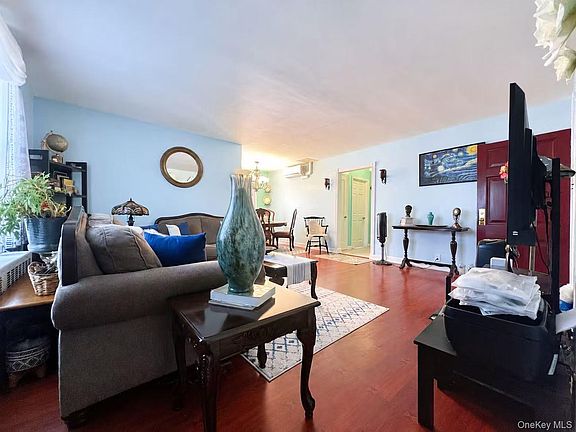 2nd image of 196-40 67th Avenue 2nd FL