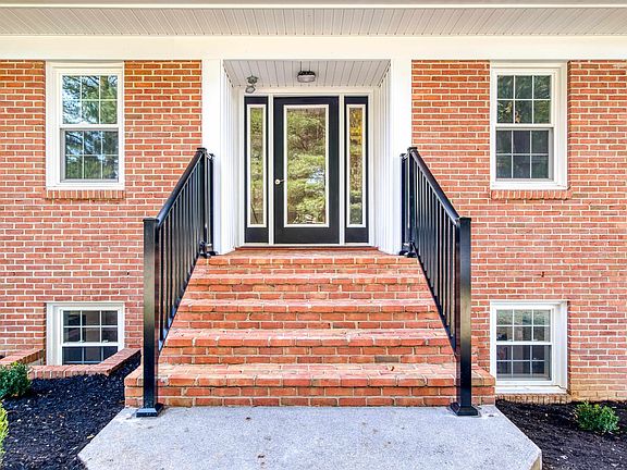 5th image of 1114 Kentwood Dr