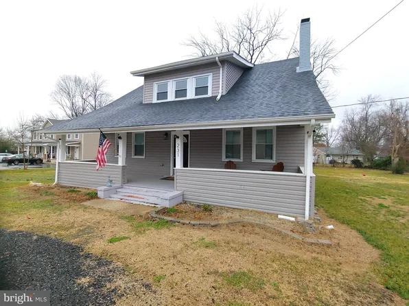 231 Port St, Easton, MD 21601