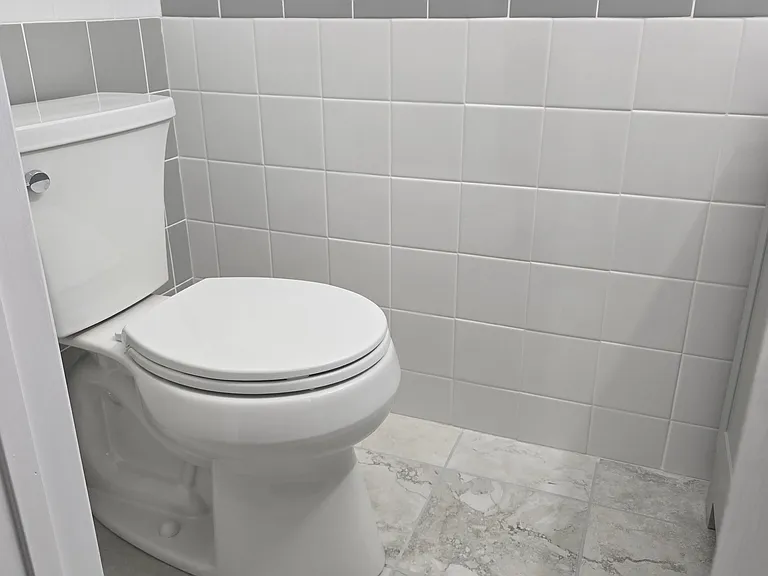 6550 Venture Dr — Photo 27