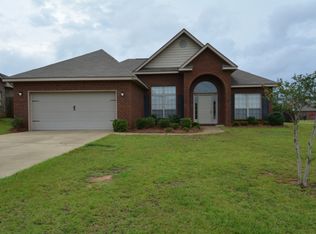 2462 Hedgerow Dr, Mobile, AL 36695