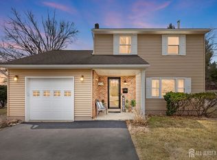 5 N 20th Ave, Manville, NJ