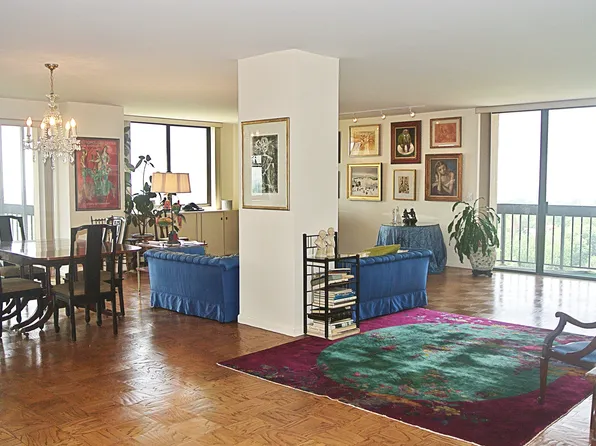 27010 Grand Central Pkwy APT 17V, Floral Park, NY 11005