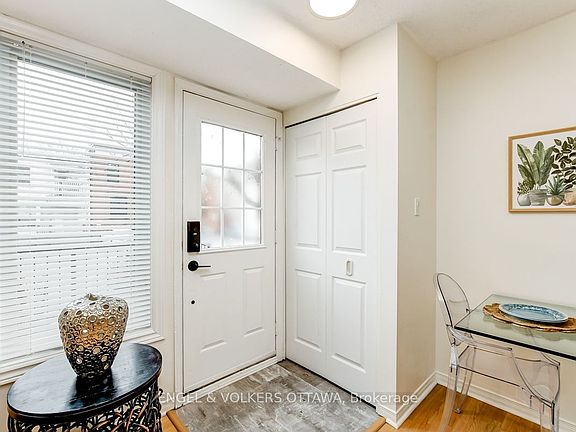5th image of 158 Rochester St W