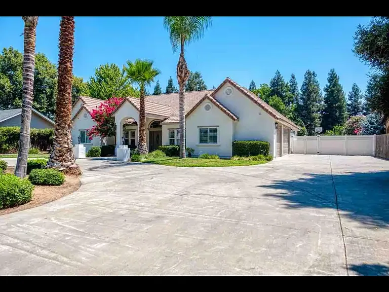 11386 Newport Rd — Photo 3