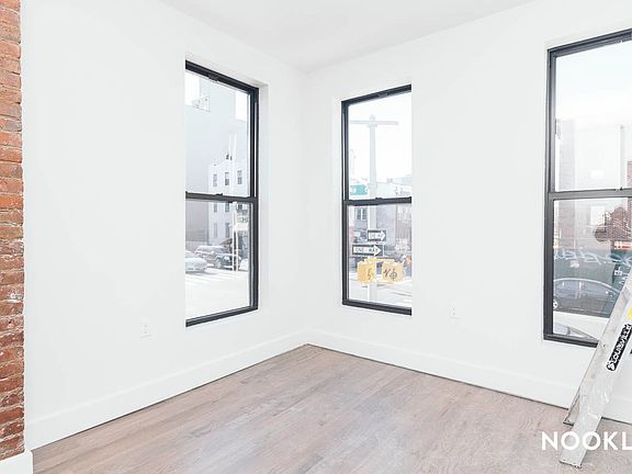 5th image of 595 Marcy Ave #8