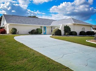 904 El Rancho Dr, Sun City Center, FL 33573