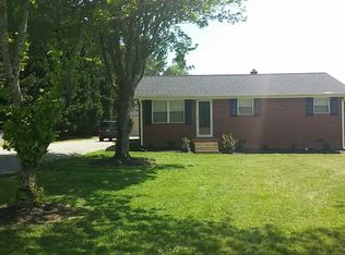 1042 S 3rd St, Mebane, NC 27302