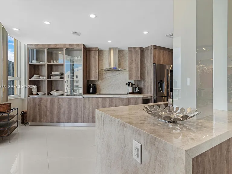 848 Brickell Key Dr #3905 — Photo 7