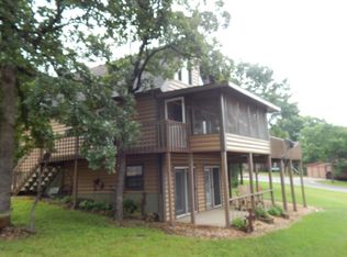 120 Mountainview Ave, Hollister, MO 65672