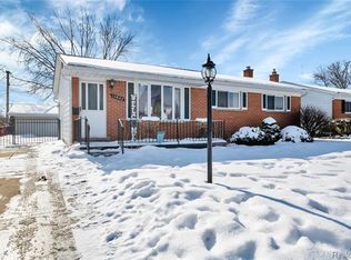 17642 Adolph St, Fraser, MI 48026