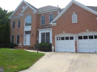 14044 Weeping Cherry Dr, Rockville, MD 20850