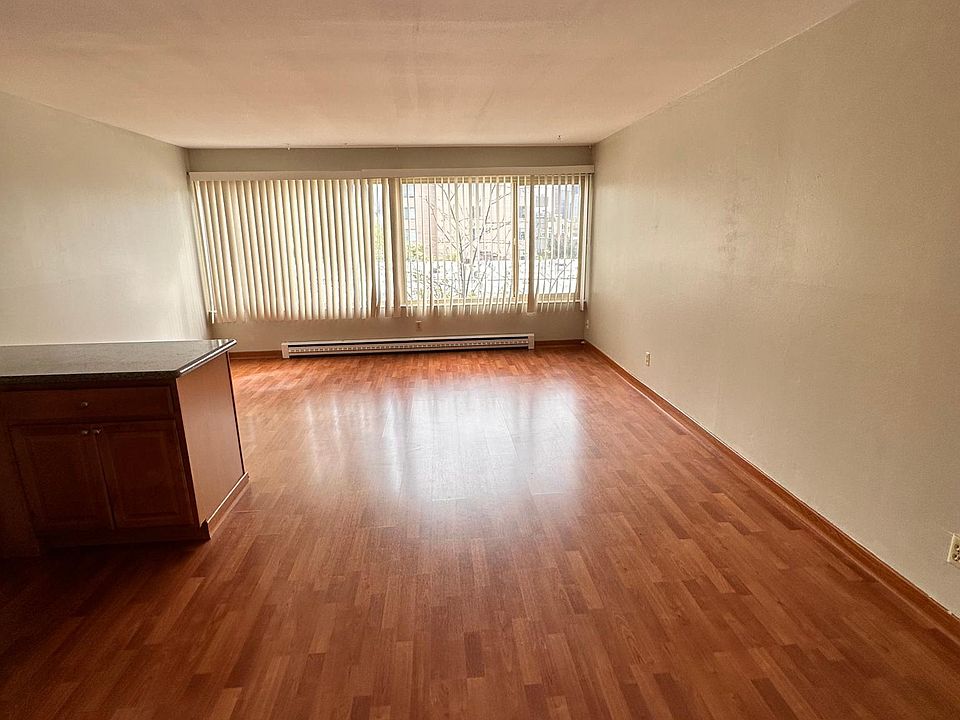 Living and dining area