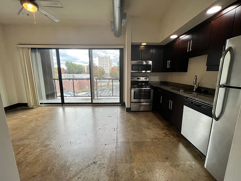 Mortons Apartments — Photo 13