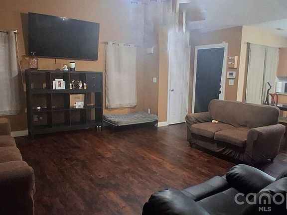 3rd image of 1148 Crowders Woods Dr #5