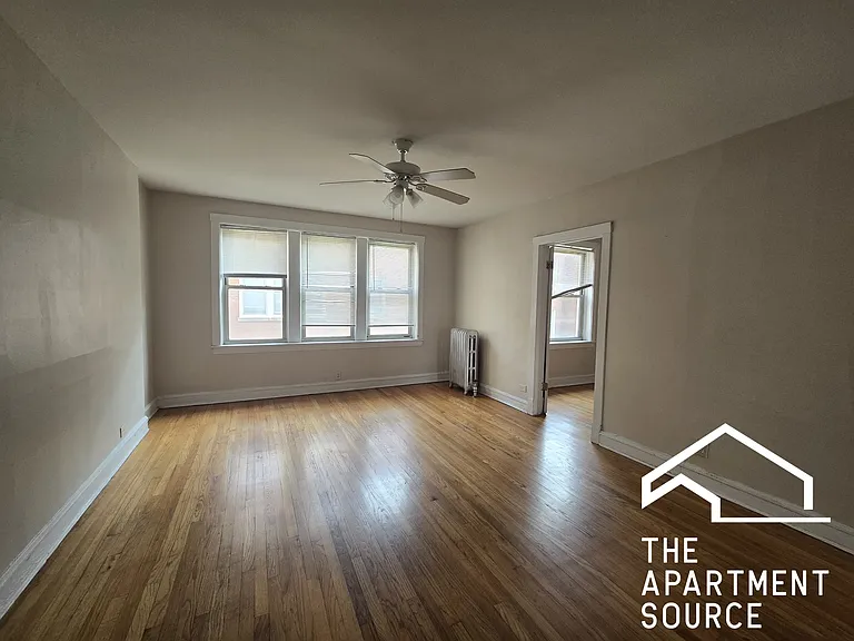 2348 W Touhy Ave #2H — Photo 1
