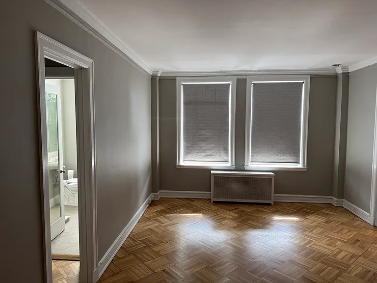 2000 N Lincoln Park W #709 — Photo 1