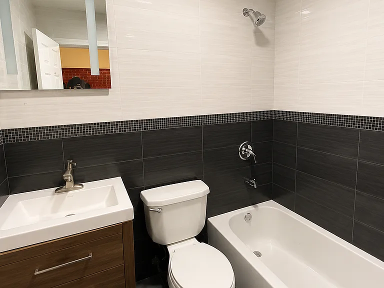 239 Kingston Ave #2 — Photo 7