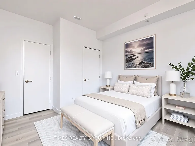 8 Eglinton Ave E #1102 — Photo 3
