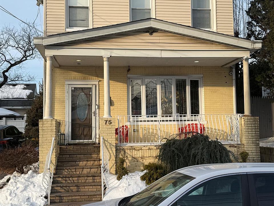 2nd image of 75 Fulton St