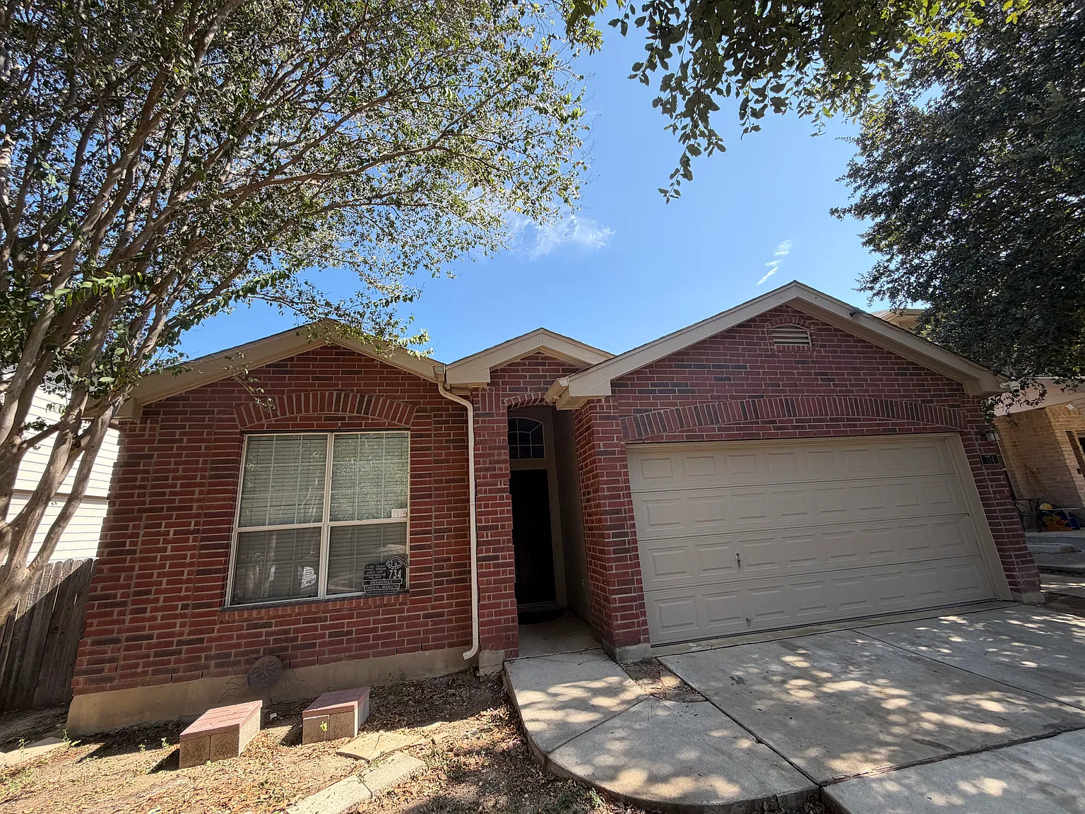 3 bed, 1588 sqft, $1,500 — Photo 1