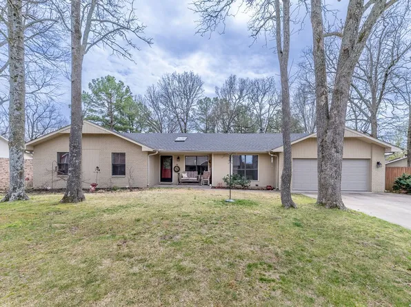 2649 E Golden Oaks Dr, Fayetteville, AR 72703