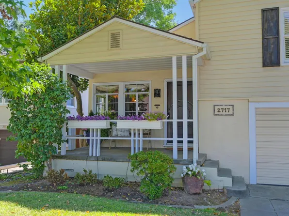 2717 Harkness St, Sacramento, CA 95818