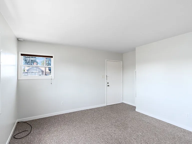 1214 Chestnut St #C — Photo 4