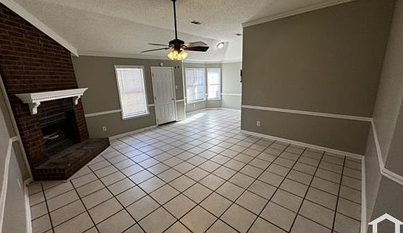 2nd image of 4584 Tracy Lynn Dr