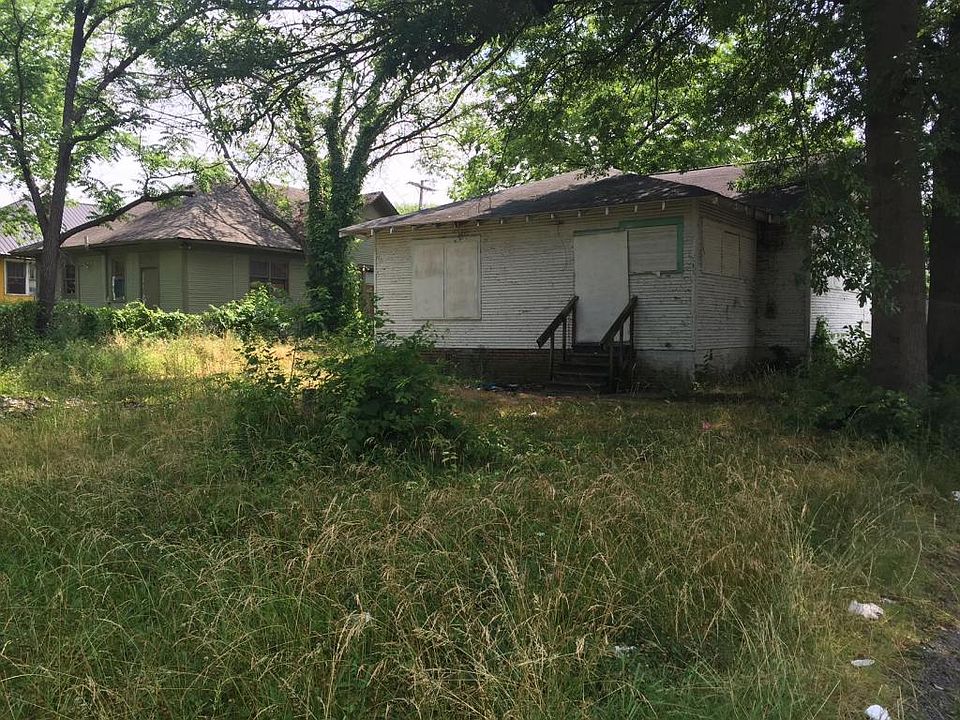 2nd image of 1815 S Willow St