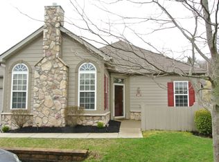 167 Reddington Village Ln, Newark, OH 43055