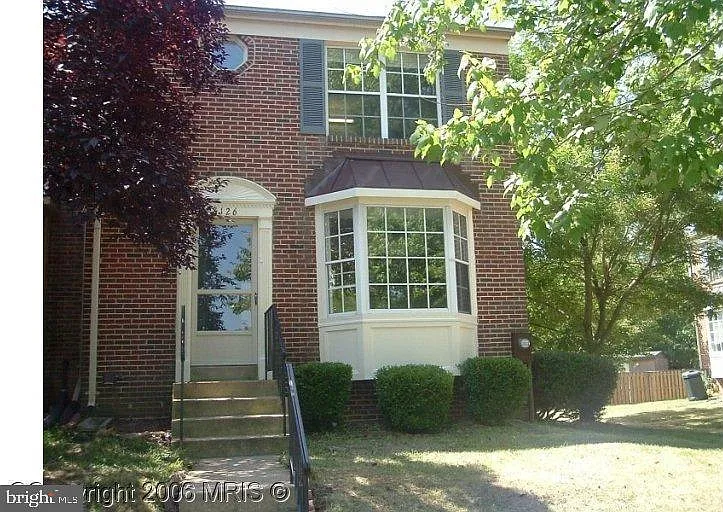 8126 Londonderry Ct