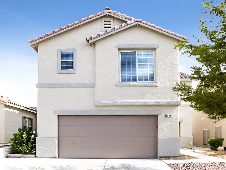8652 W Majestic Pine Ave — Photo 1