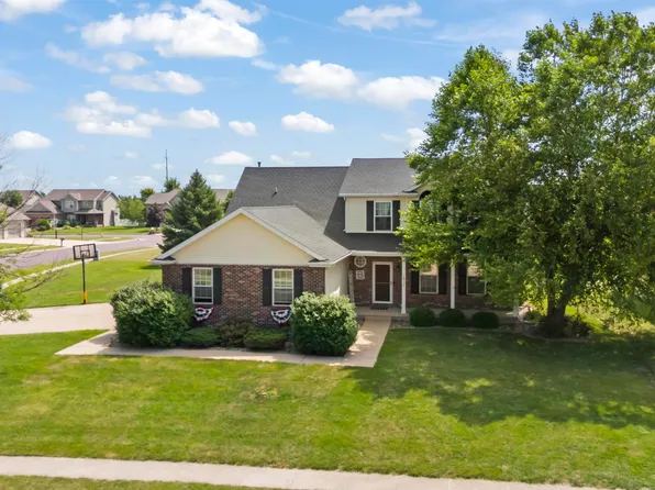 1617 Oak Rdg, Washington, IL 61571