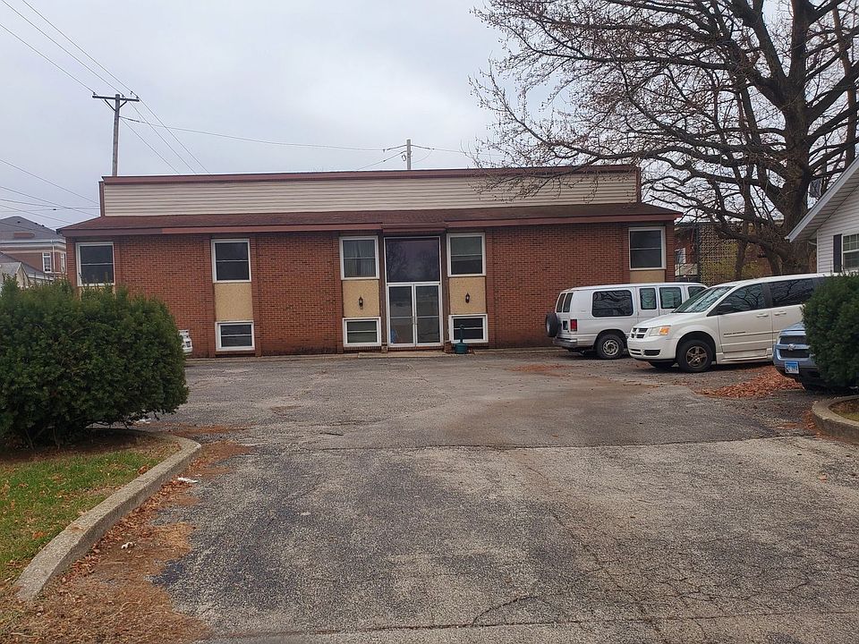 1st image of 1700 S Spring St #B3
