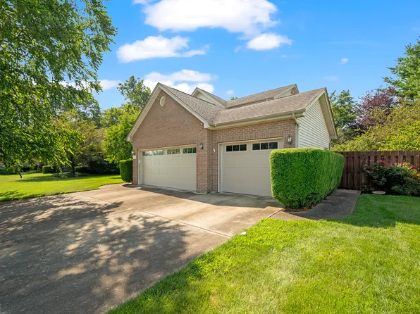 941 Peregrine Dr, Columbus, IN 47203