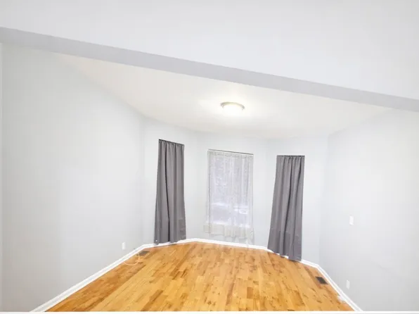 5711 S Ada St #1, Chicago, IL 60636