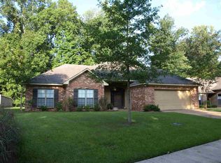 102 Rockbridge Xing, Clinton, MS 39056