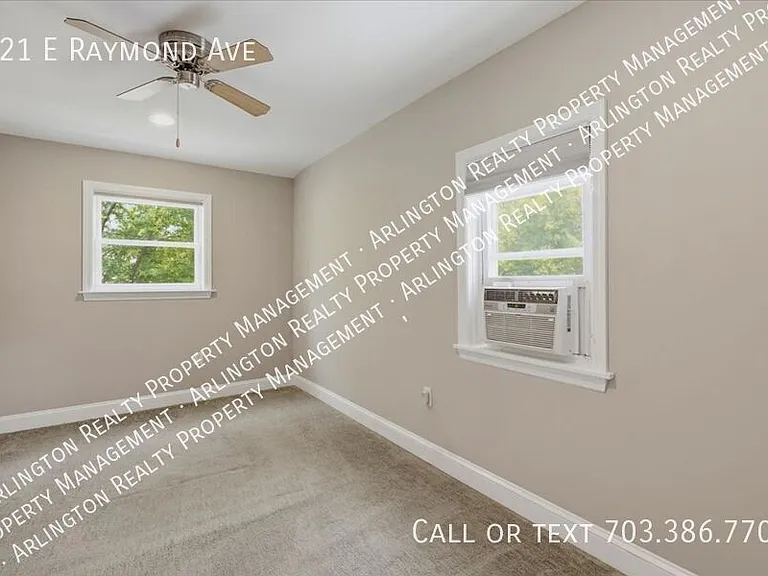 121 E Raymond Ave — Photo 10
