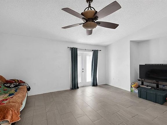 4th image of 1906 MANATEE LANE