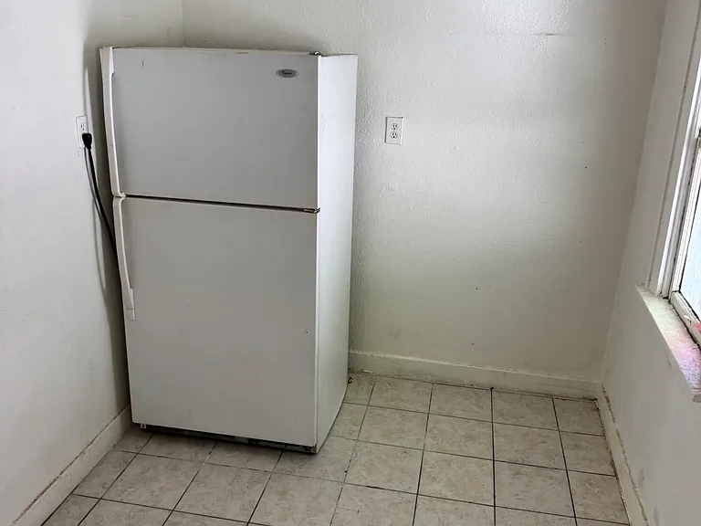 112 Kentucky St #8 — Photo 3